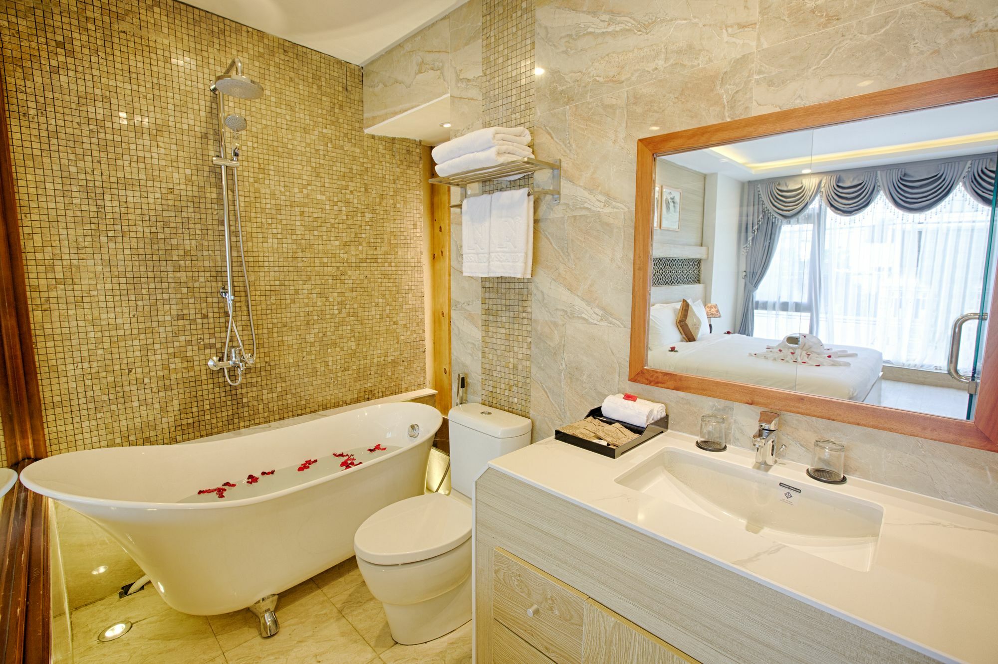 Alyssa Hotel Da Nang Luaran gambar